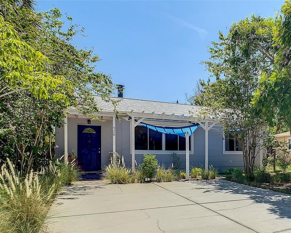 926 GRAY STREET S GULFPORT, FL 33707