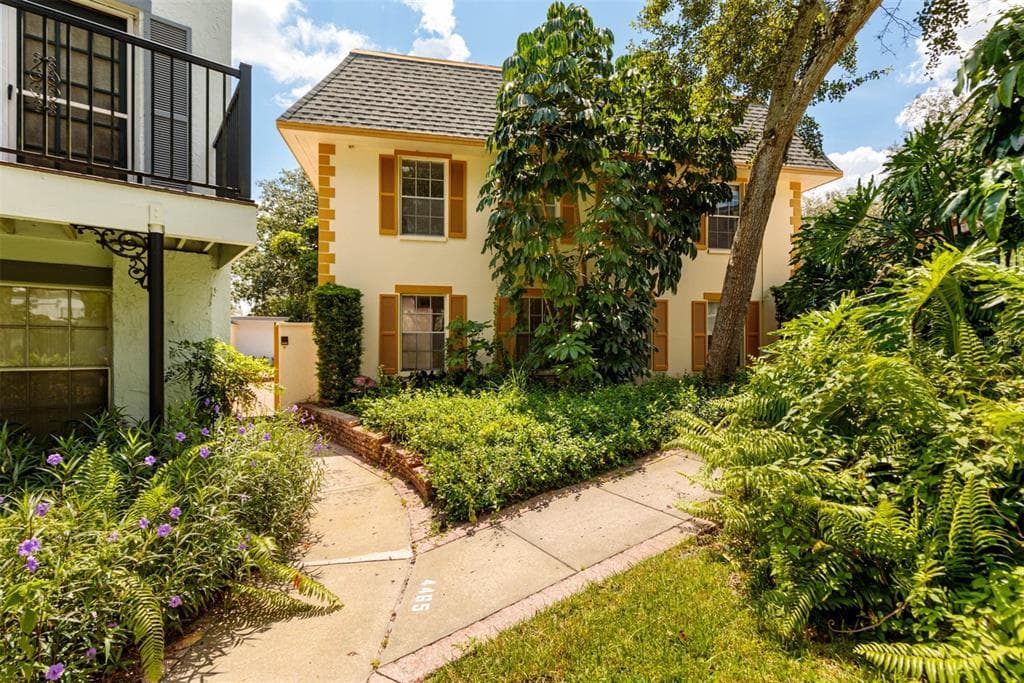 4467 VIEUX CARRE CIRCLE TAMPA, FL 33613