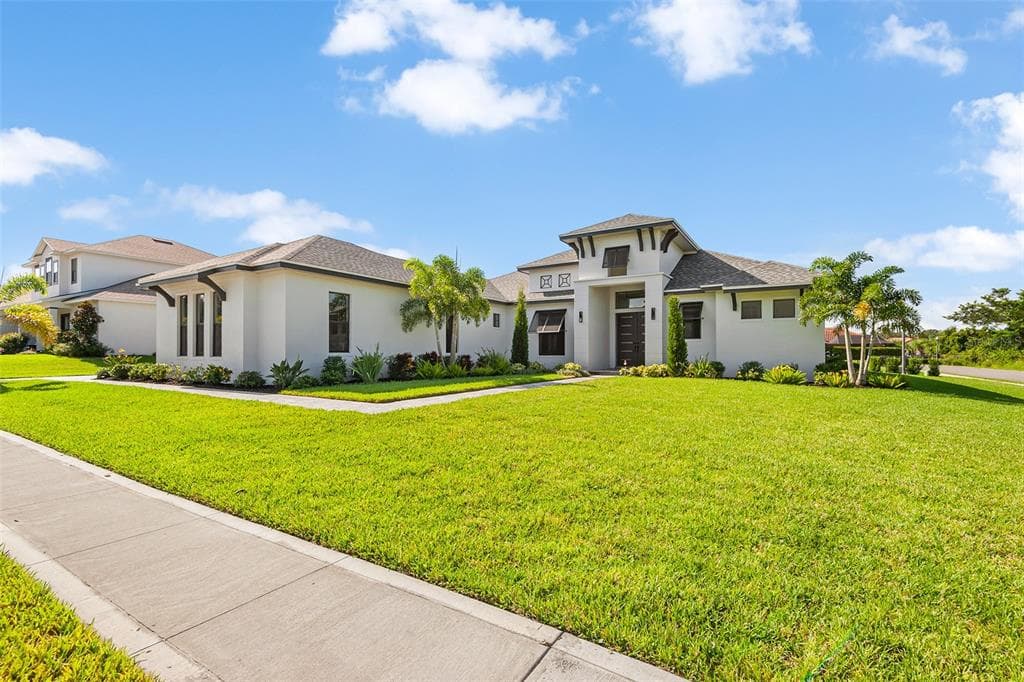 1551 EAGLE RIDGE COURT