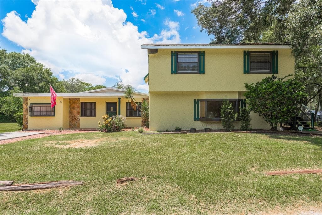 8912 CHARLIE WALKER DRIVE ODESSA, FL 33556