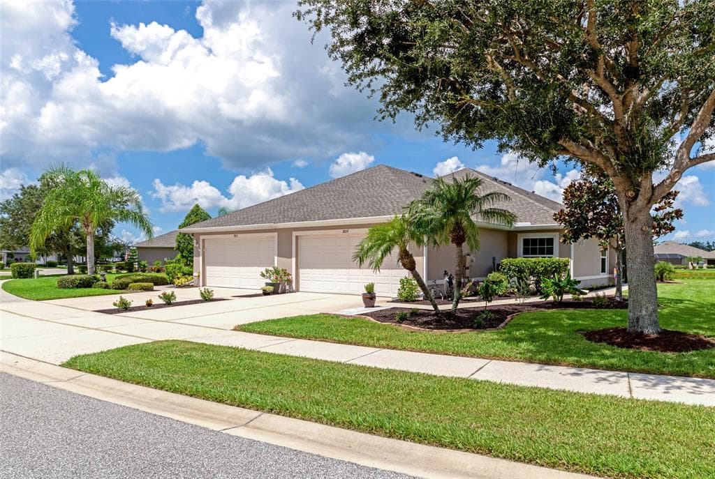 3809 FAIRWAY DRIVE NORTH PORT, FL 34287