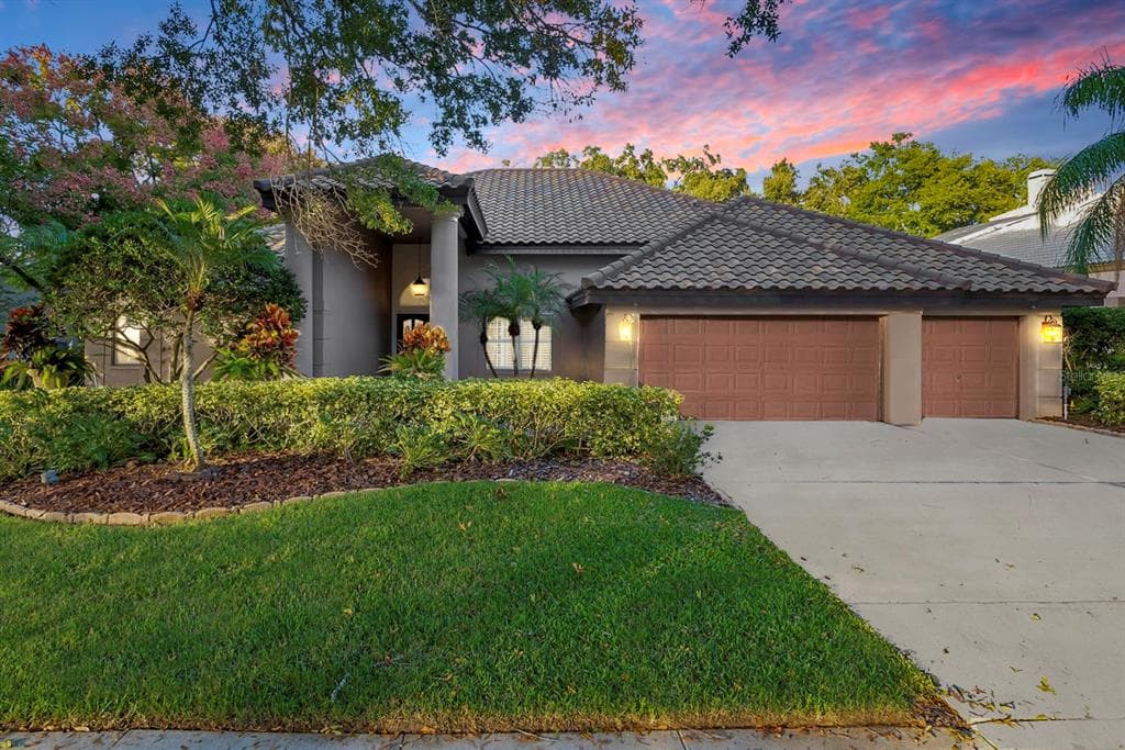 2301 PINNACLE CIRCLE N PALM HARBOR, FL 34684