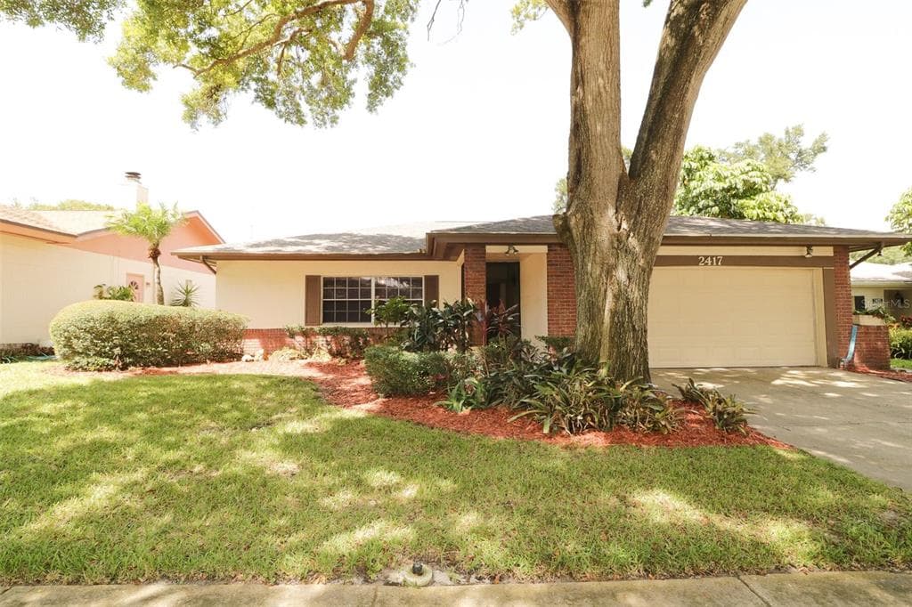 2417 ORANGEPOINTE AVENUE PALM HARBOR, FL 34683