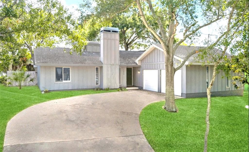 1403 BURNT OAK STREET TARPON SPRINGS, FL 34689
