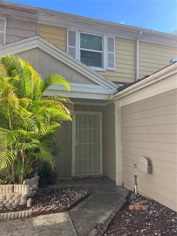 6155 OAK CLUSTER CIRCLE