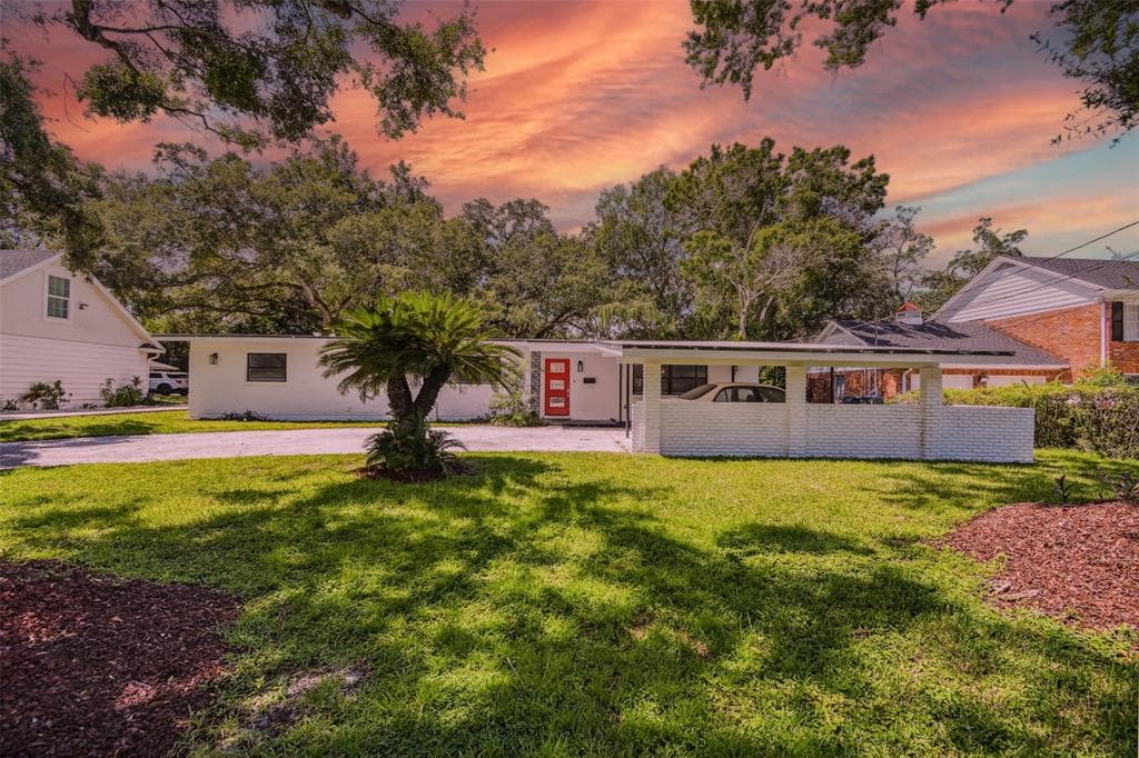4408 W CLEAR AVENUE TAMPA, FL 33629