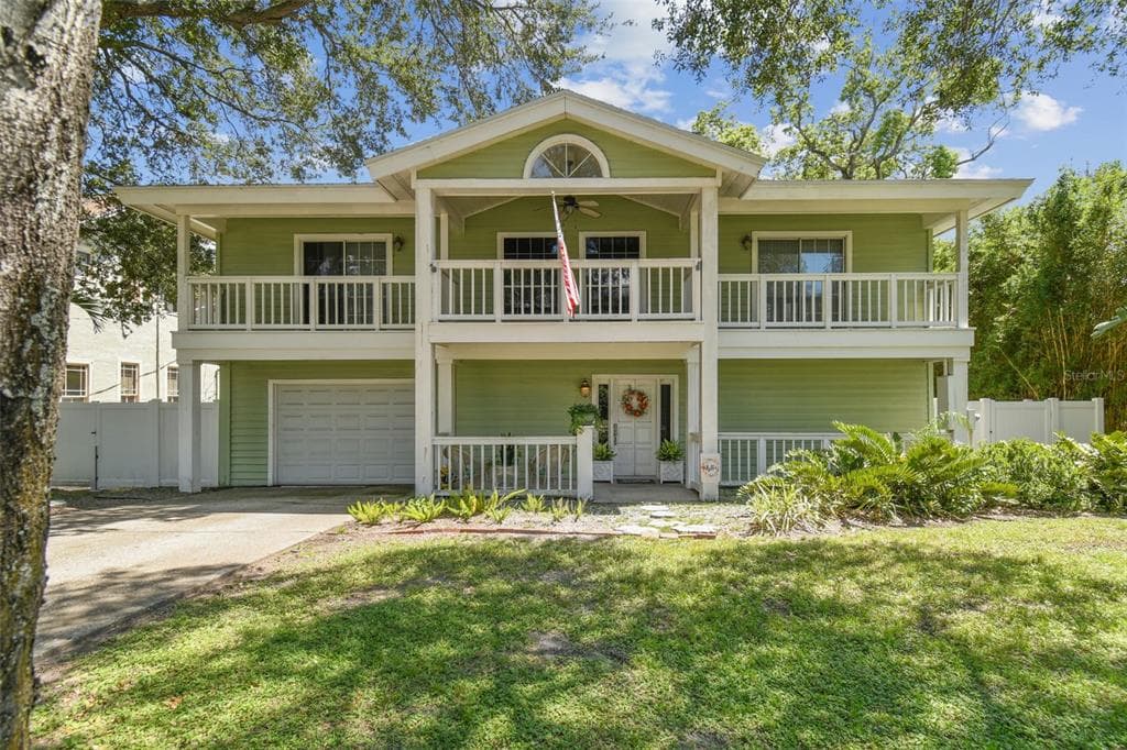3008 W CHAPIN AVENUE TAMPA, FL 33611