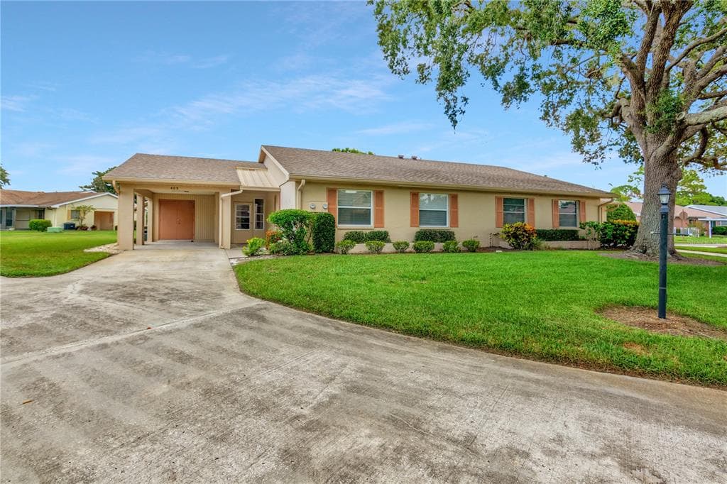 403 GLADSTONE PLACE SUN CITY CENTER, FL 33573
