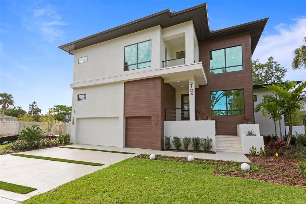 5104 W EVELYN DRIVE TAMPA, FL 33609