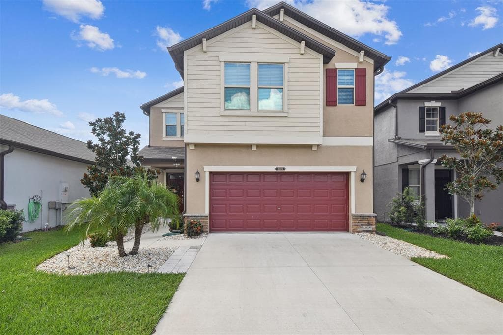 9009 PLEASANT WOODS DRIVE LAND O LAKES, FL 34637