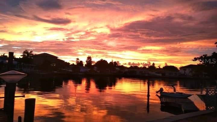 6452 1ST PALM POINT ST PETE BEACH, FL 33706