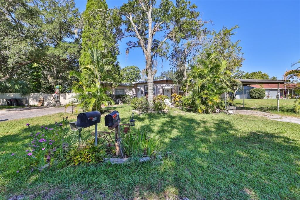 8833 ASHMAN ROAD RIVERVIEW, FL 33578