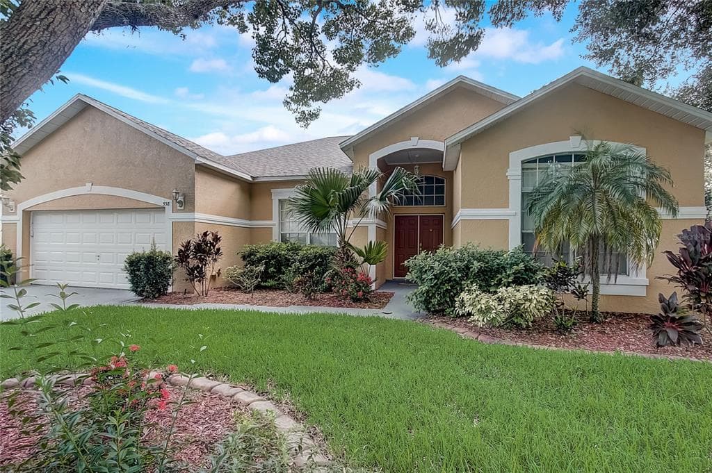 338 BOXWOOD DRIVE DAVENPORT, FL 33837