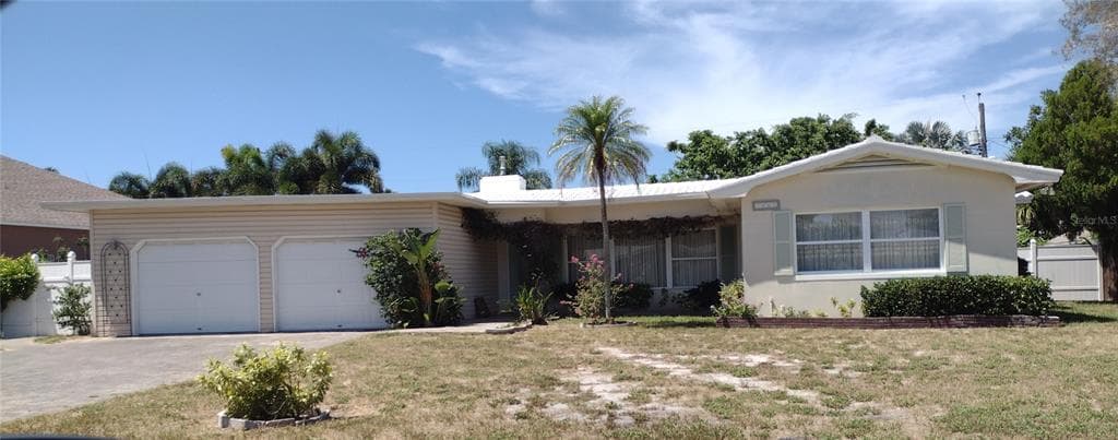 3065 SUNSET BOULEVARD BELLEAIR BLUFFS, FL 33770