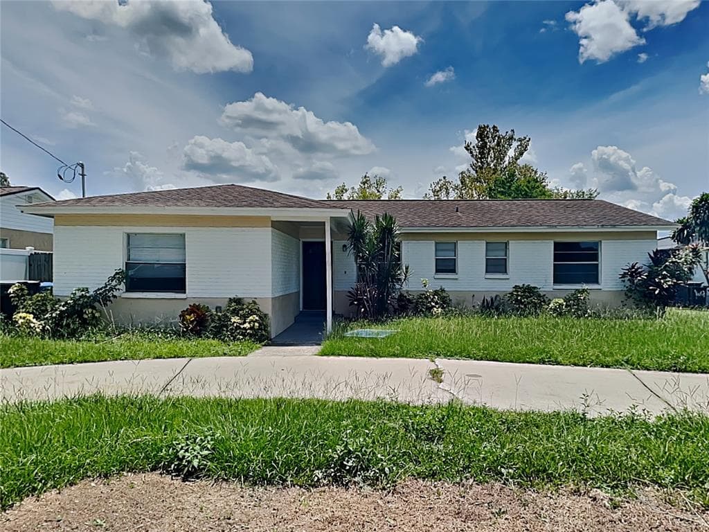 109 LENTZ ROAD BRANDON, FL 33510