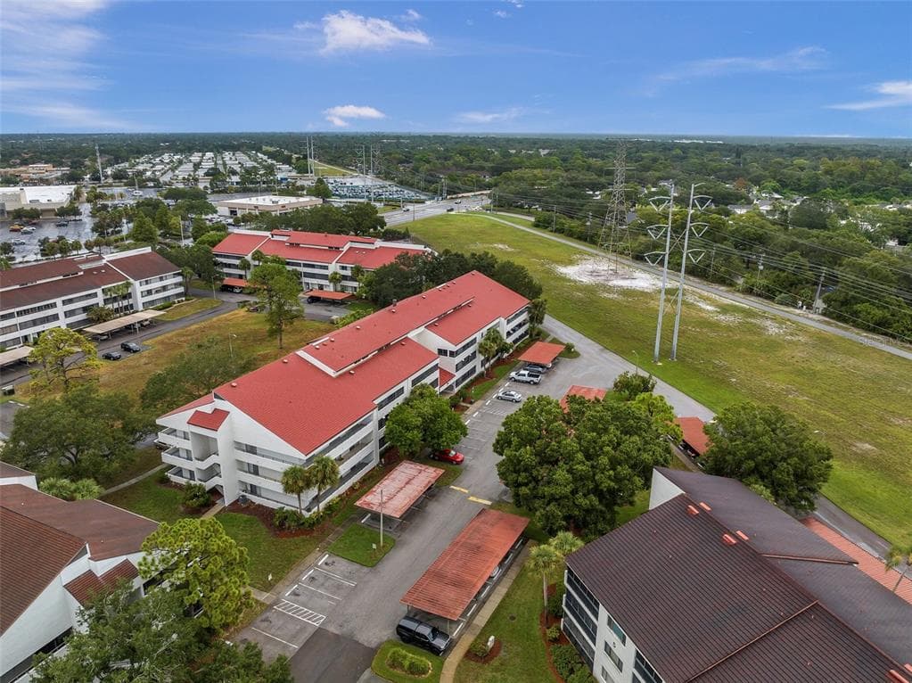 2583 COUNTRYSIDE BOULEVARD UNIT 3108 CLEARWATER, FL 33761