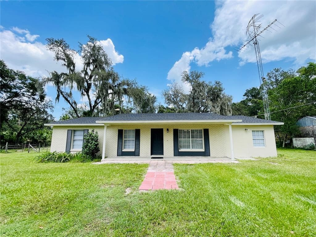 8620 PRITCHER ROAD LITHIA, FL 33547