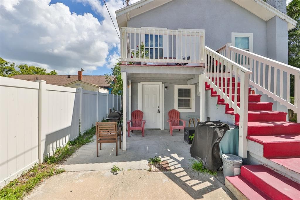 1105 E 28TH AVENUE UNIT C TAMPA, FL 33605
