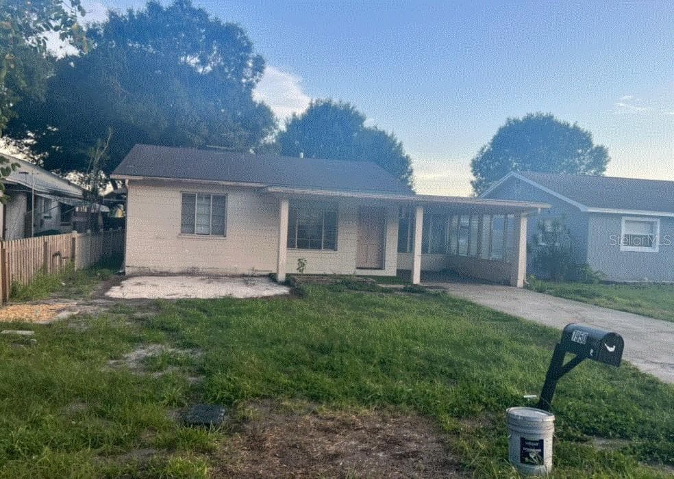 7950 43RD AVENUE N ST PETERSBURG, FL 33709