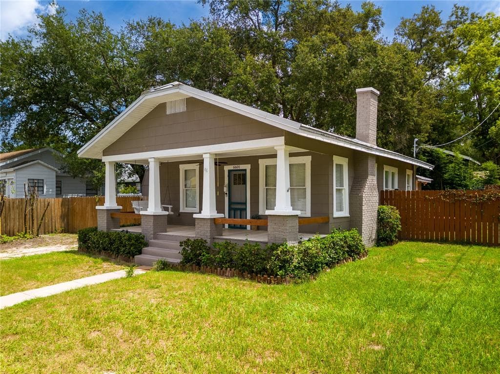6601 N DIXON AVENUE TAMPA, FL 33604