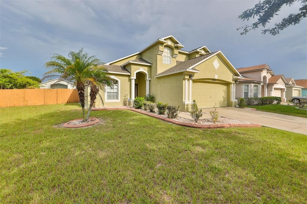 12502 LAKE VISTA DRIVE