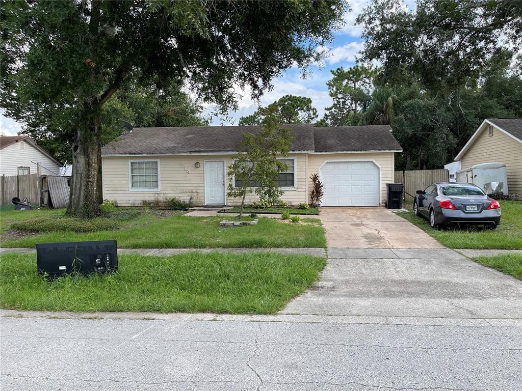 214 MOONBEAM ROAD APOPKA, FL 32712