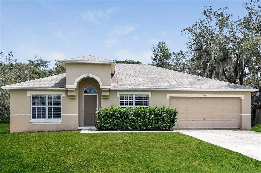1512 LAKE THOMAS LOOP WINTER HAVEN, FL 33880