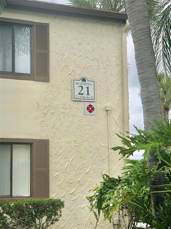 723 115TH AVENUE N UNIT 2103 ST PETERSBURG, FL 33716