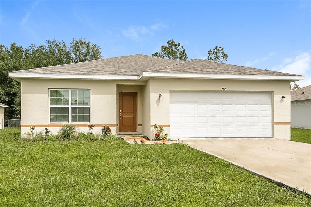 956 LOUVRE COURT KISSIMMEE, FL 34759