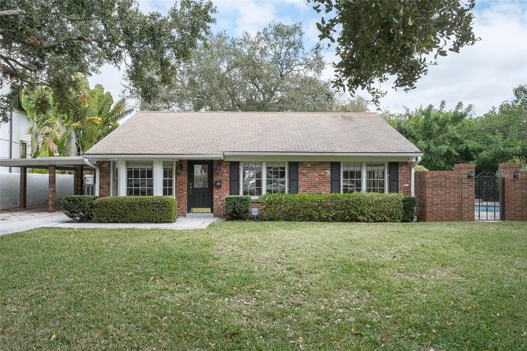 633 MARMORA AVENUE TAMPA, FL 33606