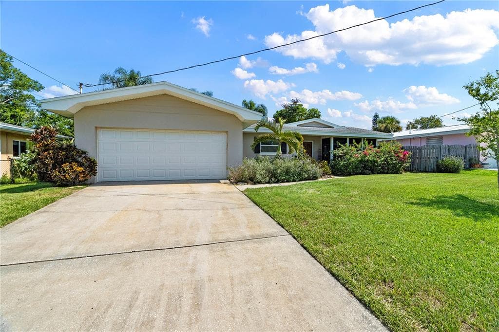 1254 INVERNESS DRIVE DUNEDIN, FL 34698
