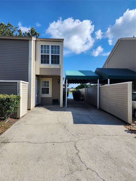 6904 LAKE PLACE COURT UNIT 6904