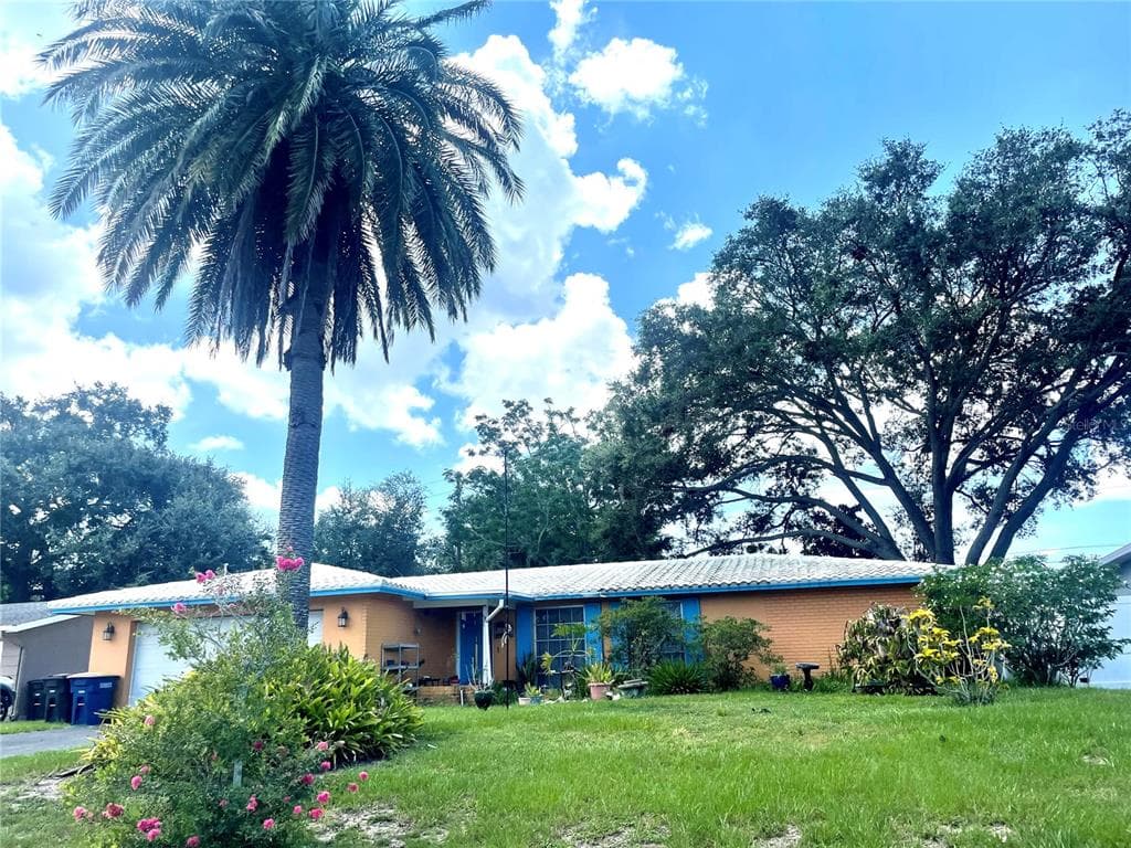 3053 HOYT AVENUE CLEARWATER, FL 33759