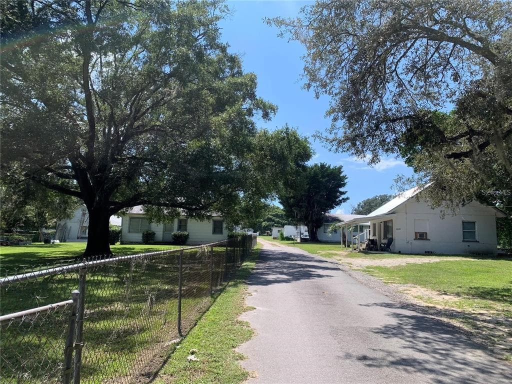 6831 WIRE ROAD ZEPHYRHILLS, FL 33542