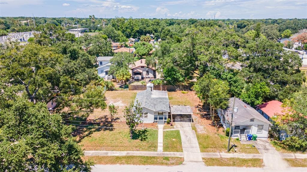 2608 E 20TH AVENUE TAMPA, FL 33605