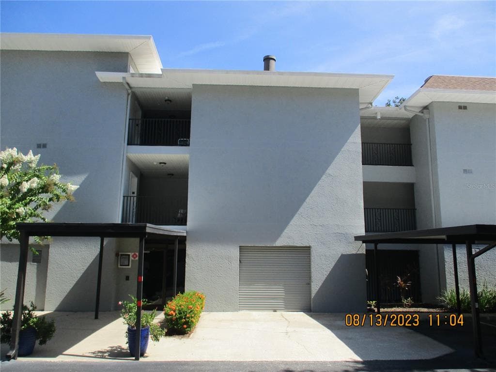 3820 W AZEELE STREET UNIT 105