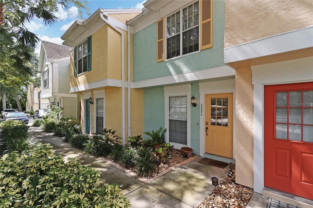3394 W WYOMING CIRCLE TAMPA, FL 33611