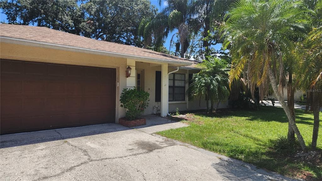 15711 SQUIRREL TREE PLACE TAMPA, FL 33624