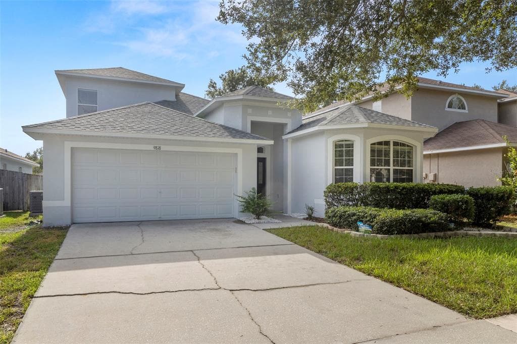 9818 WHITE BARN WAY RIVERVIEW, FL 33569