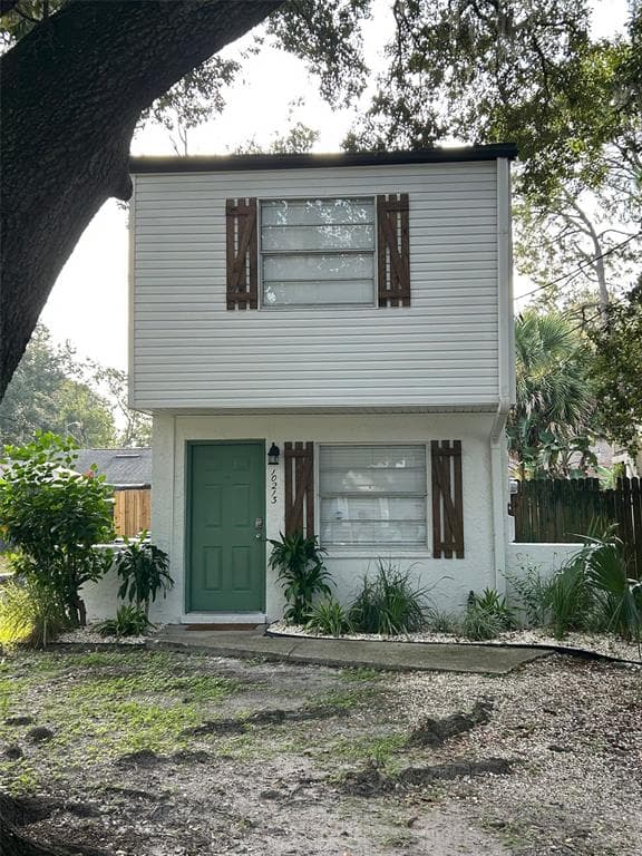 10213 N OJUS DRIVE TAMPA, FL 33617