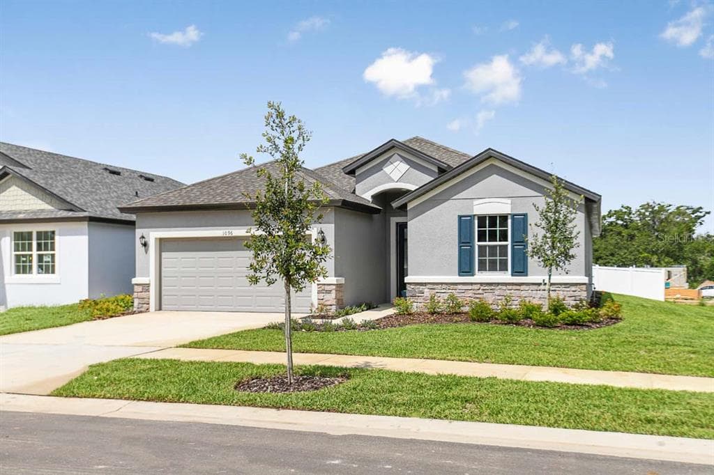 1096 DAVIS HEATHER CIRCLE SEFFNER, FL 33584