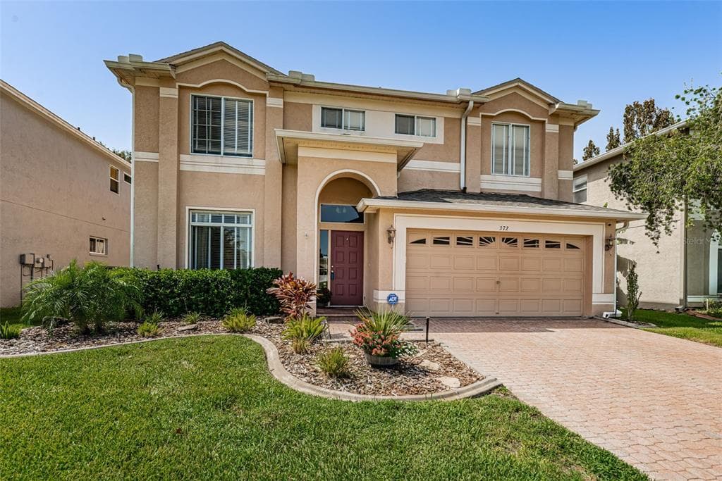 372 ROSALIND LANE OLDSMAR, FL 34677