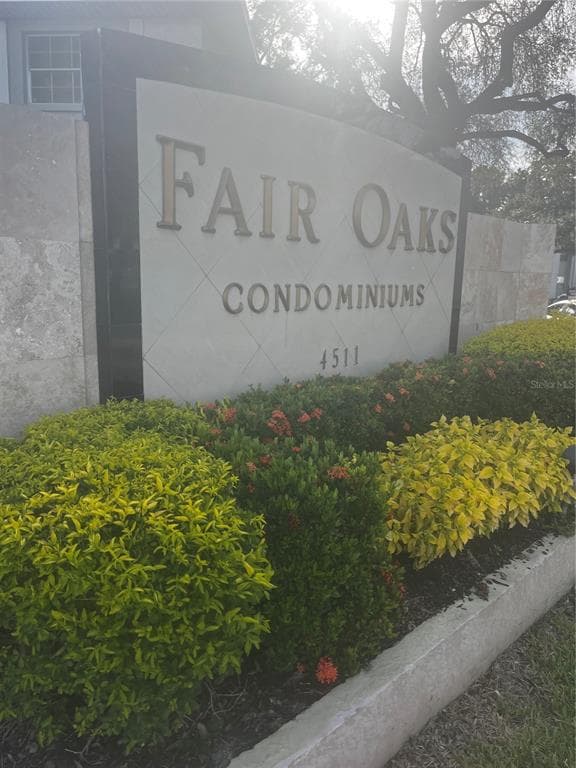 3803 N OAK DRIVE UNIT B21 TAMPA, FL 33611