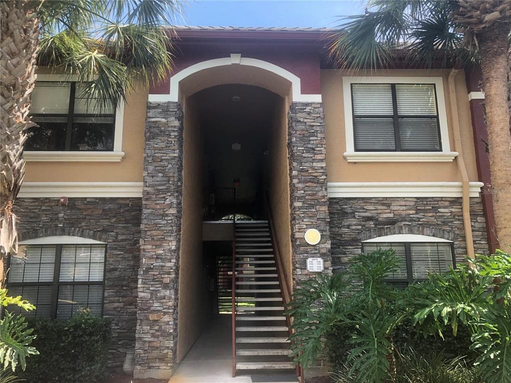 2200 TUSCANY TRACE UNIT 1726 PALM HARBOR, FL 34683