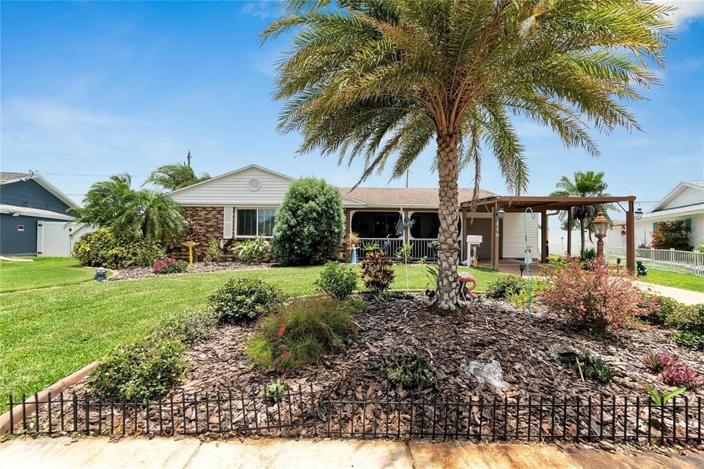 716 SAHARA DRIVE