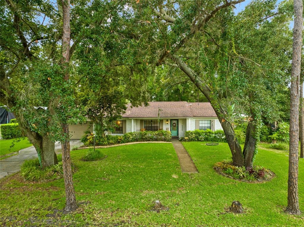 3555 LAKE JOYCE DRIVE LAND O LAKES, FL 34639