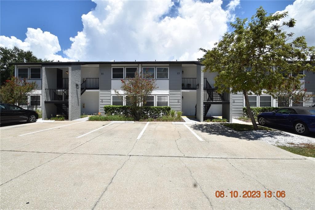 3107 W HORATIO STREET UNIT 13B TAMPA, FL 33609