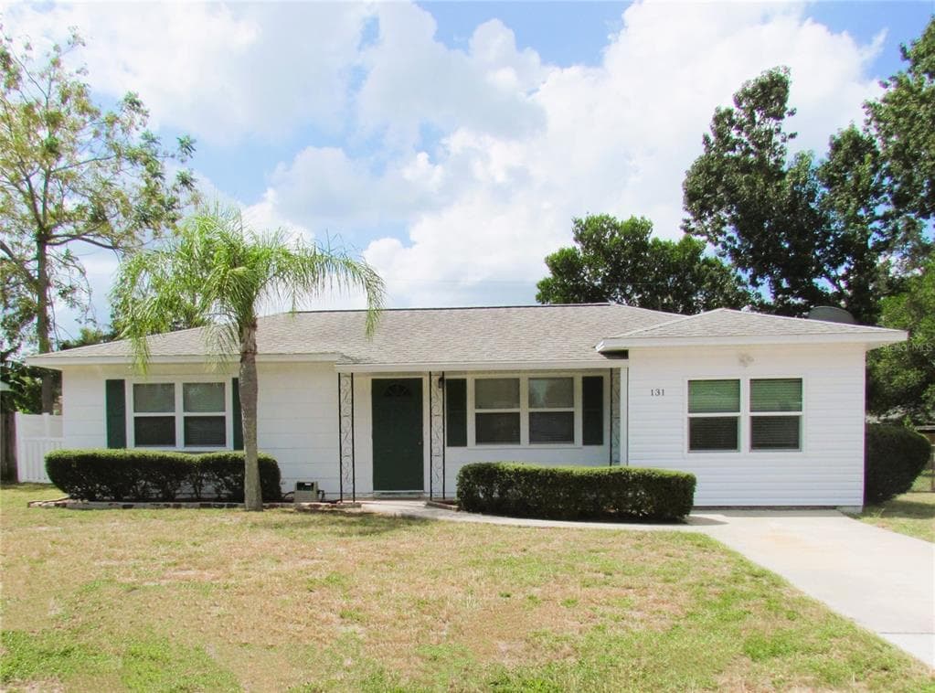 131 W GRAPEFRUIT CIRCLE CLEARWATER, FL 33759