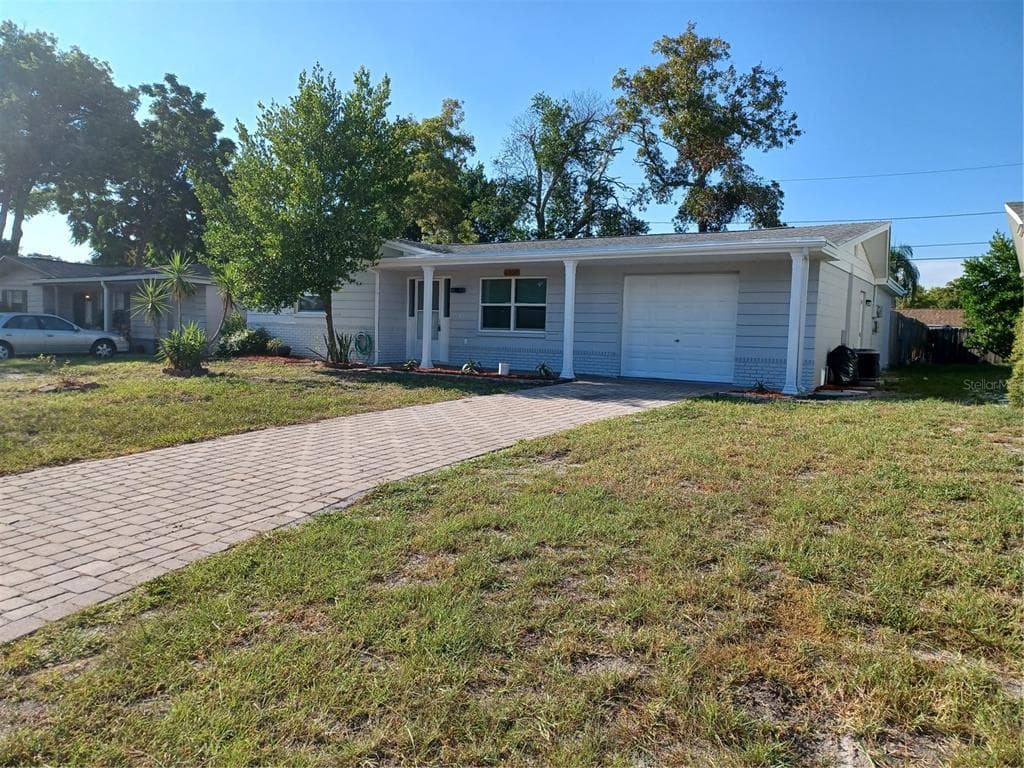 4300 BELLEVILLE AVENUE HOLIDAY, FL 34691