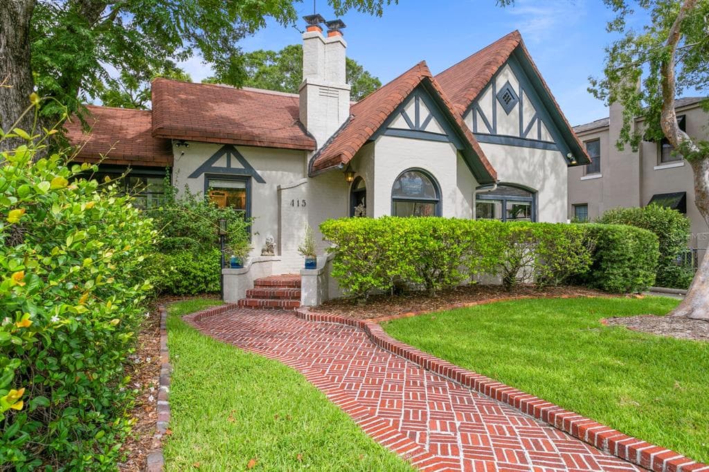 415 W DAVIS BOULEVARD TAMPA, FL 33606